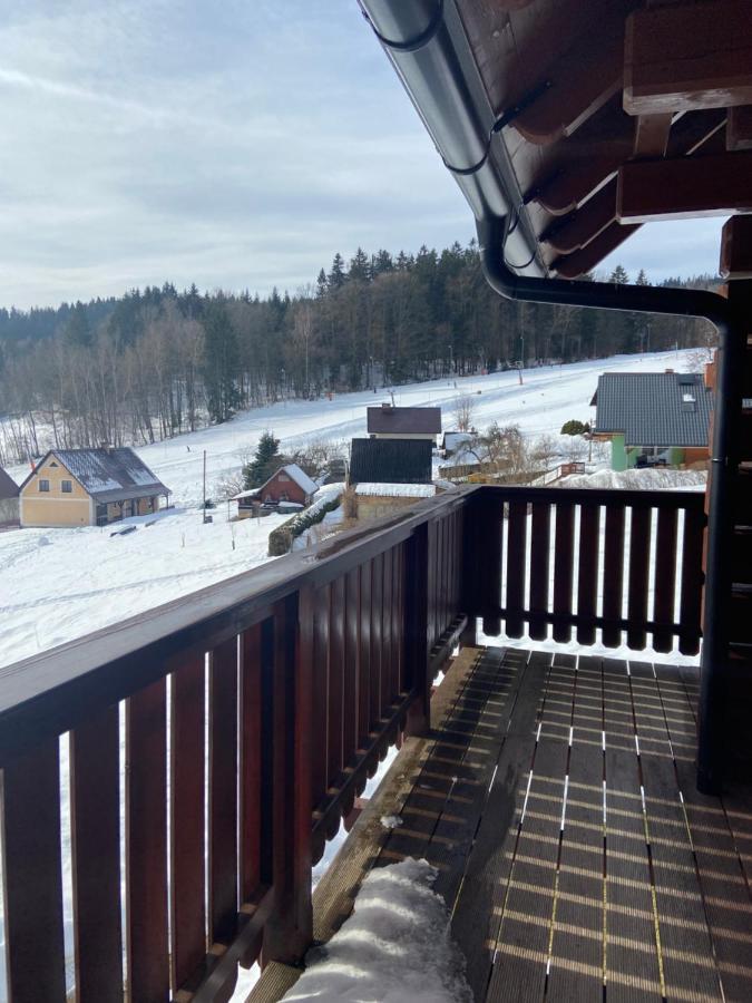 Rodinny Dum Na Slunecni Strani Dolni Dvur Zewnętrze zdjęcie